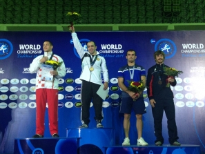 NevenZugaj_na_postolju-Tashkent2014